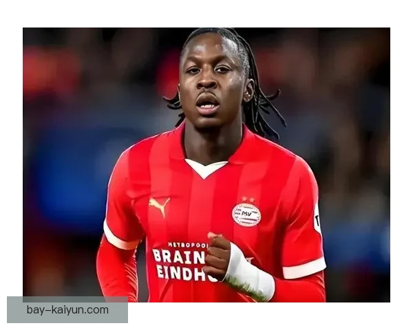 英超奥努阿楚表现稳健，为球队注入新活力