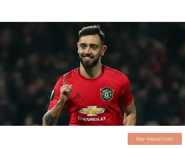 英超米特罗维奇状态回暖，近期表现逐渐提升引发关注